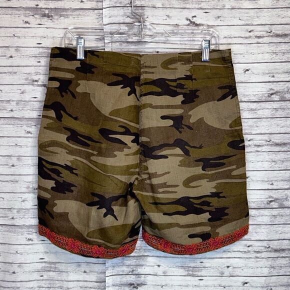 Johnny Was Burke Linen Shorts - Picture 2 of 11